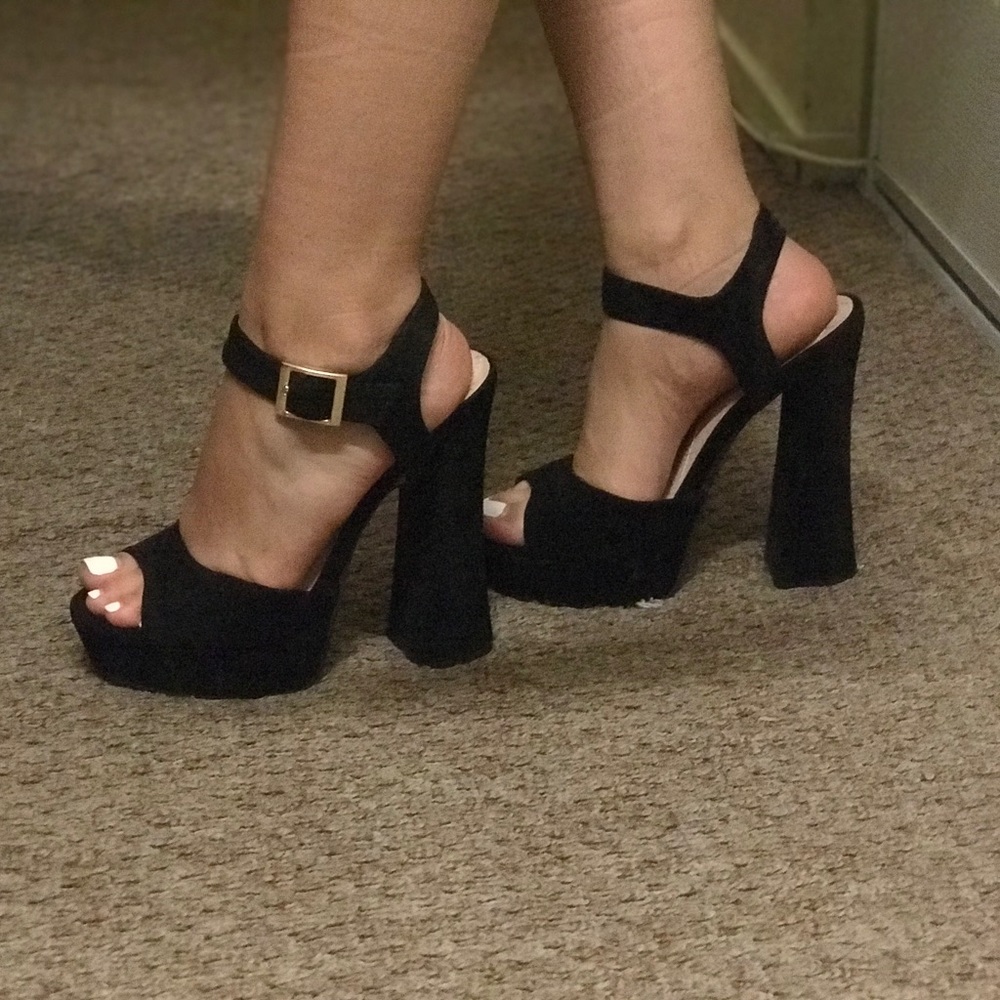 Black chunky heels